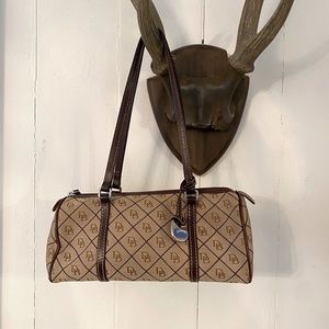 Vintage Dooney & Bourke Barrel Bag